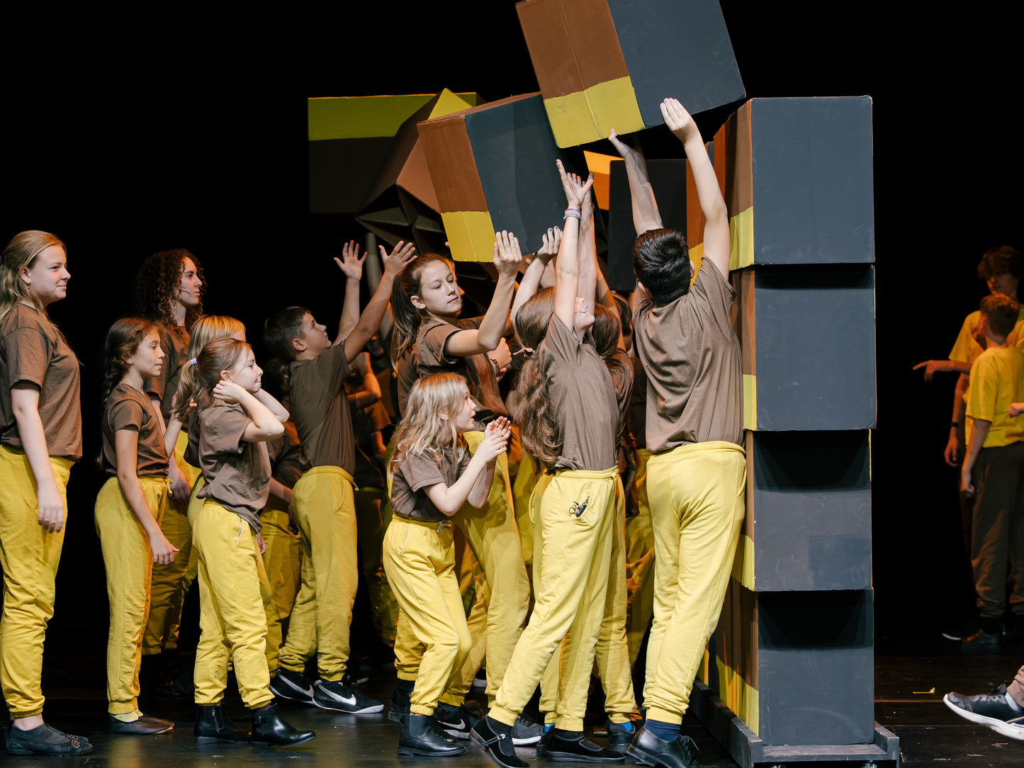 THE BUTTERBREAD-BETTER EATERS OPERA