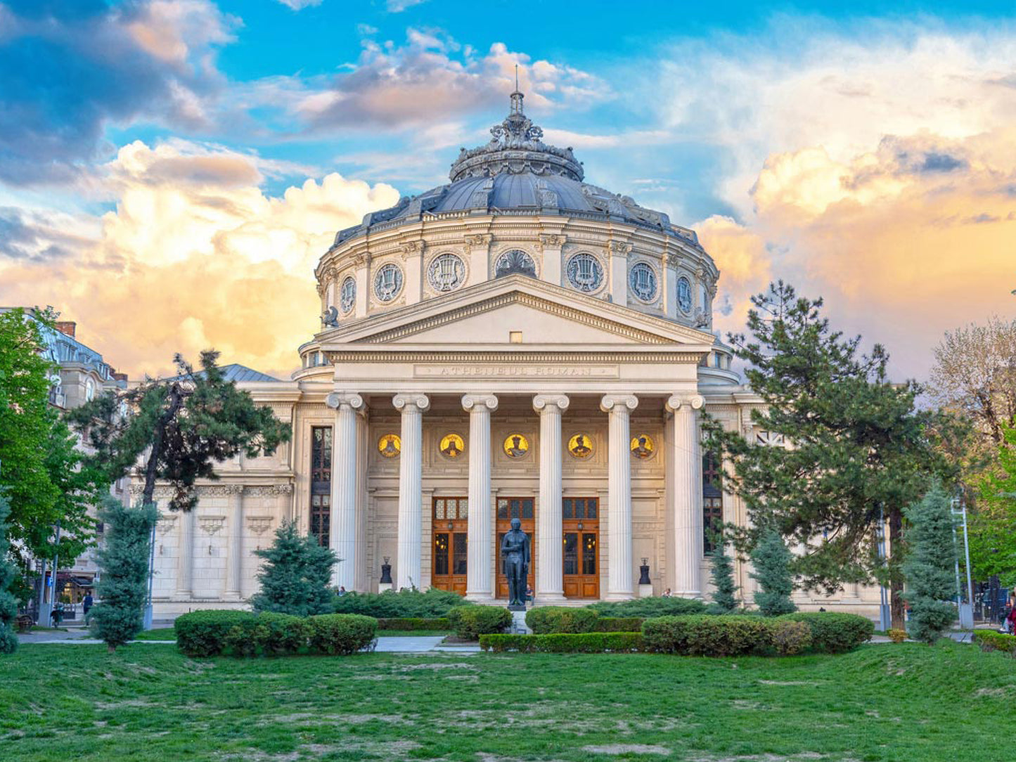 ENESCU-FESTIVAL BUKAREST: DIE GESCHWISTER MENDELSSOHN